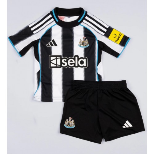 Newcastle United Replika Babytøj Hjemmebanesæt Børn 2025-26 Kortærmet (+ Korte bukser)